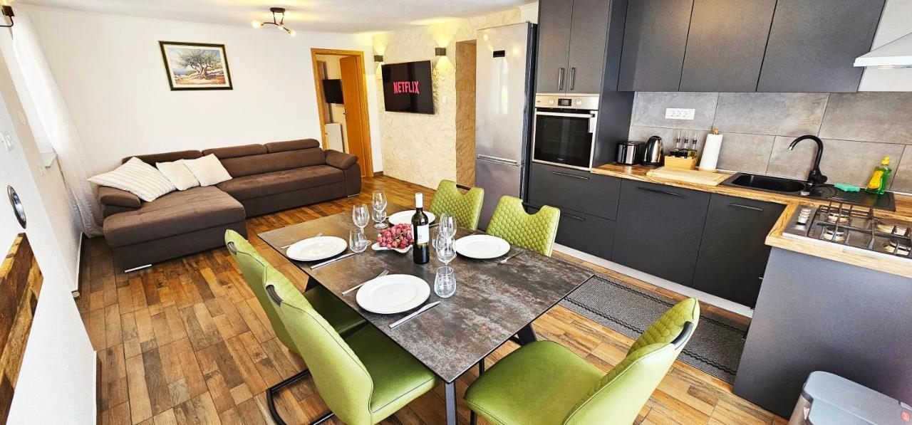 Modern 3Br Apartments In Zadar With Balcony Or Terrace, Free Parking & Ac Ngoại thất bức ảnh